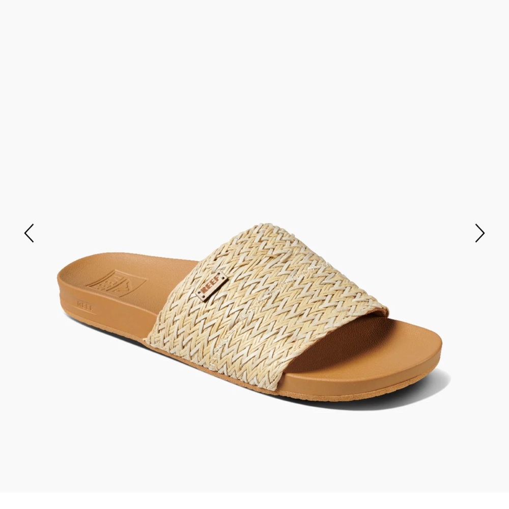 Reef Women's Tan Slide Sandals. SIZE 7.
